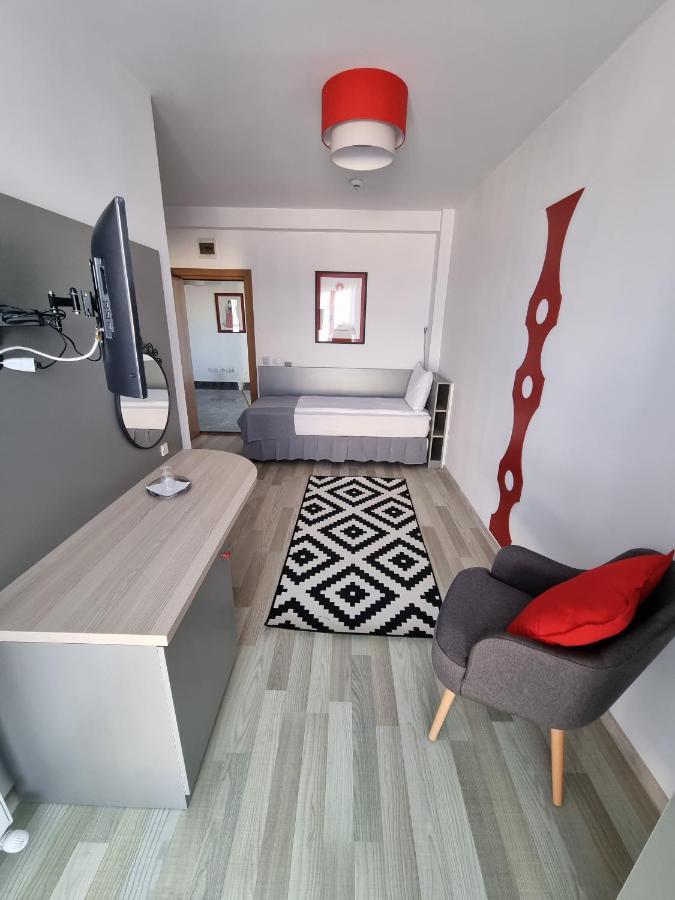 Motel Via Targu Mures Cristesti  Exterior photo