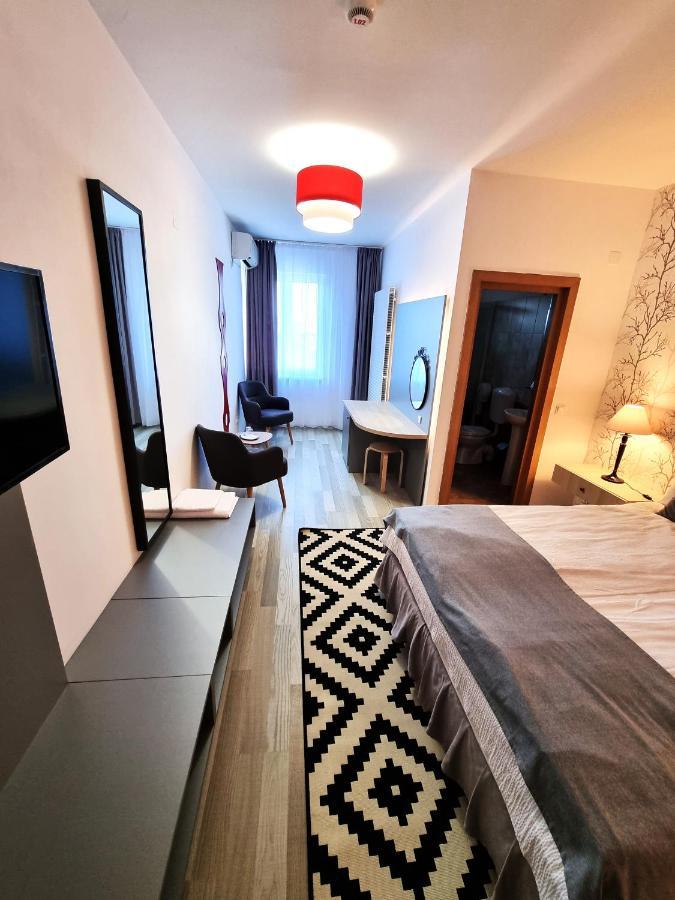 Motel Via Targu Mures Cristesti  Exterior photo